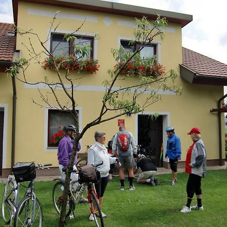 Privatzimmer Und Ferienwohnungen Leeb Persenbeug Zewnętrze zdjęcie
