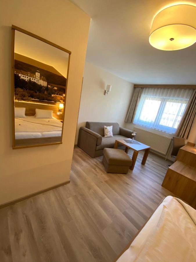 Privatzimmer Und Ferienwohnungen Leeb Persenbeug Zewnętrze zdjęcie