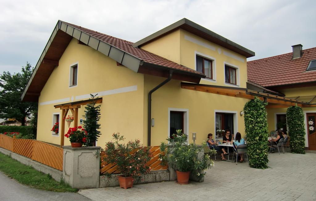 Privatzimmer Und Ferienwohnungen Leeb Persenbeug Zewnętrze zdjęcie