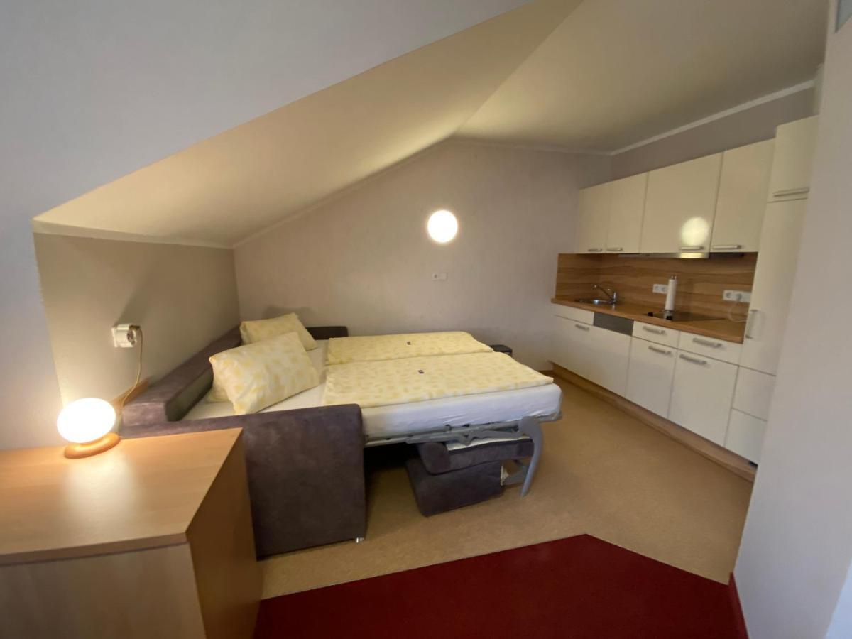 Privatzimmer Und Ferienwohnungen Leeb Persenbeug Zewnętrze zdjęcie