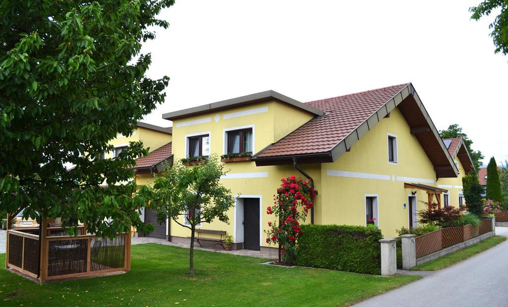 Privatzimmer Und Ferienwohnungen Leeb Persenbeug Zewnętrze zdjęcie