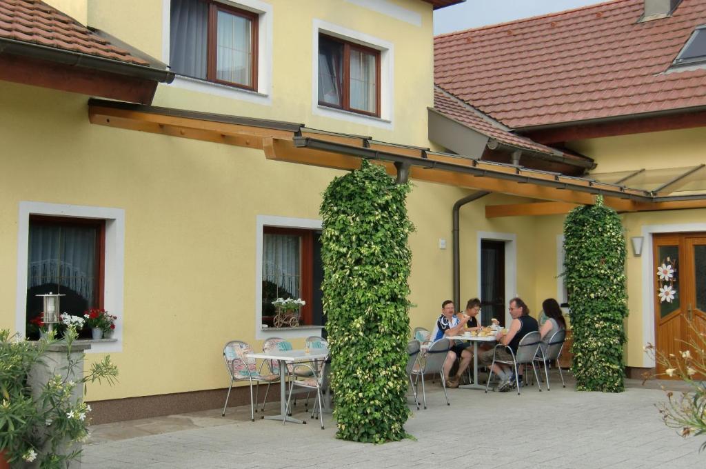 Privatzimmer Und Ferienwohnungen Leeb Persenbeug Zewnętrze zdjęcie