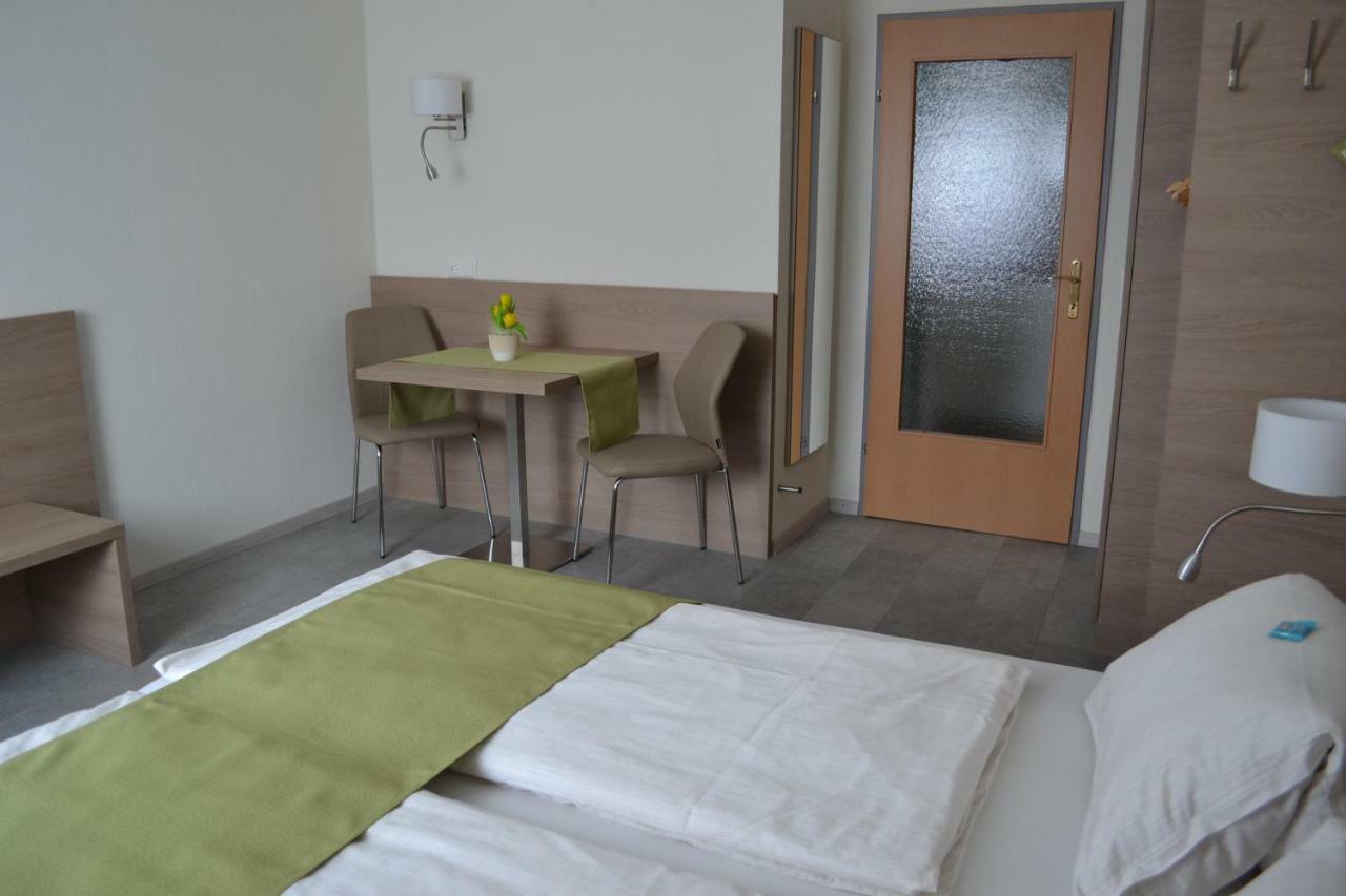Privatzimmer Und Ferienwohnungen Leeb Persenbeug Zewnętrze zdjęcie